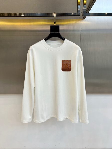 Celine 2025 Fall/Winter long sleeve T-shirt. Made from 280g 100% cotton. Features original logo, soft, wrinkle-resistant, excellent elasticity and drape. Perfect for solo wear or layering. (Tags included) Sizes: M-3XL.