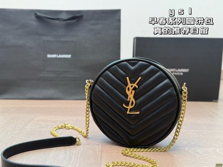 YSL early spring round bag with chain, elegant and versatile. Size 17.