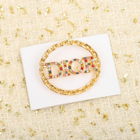 Dior latest彩钻胸针 with Swarovski crystals, exquisite brass plating, highly recommended for perfect wear.