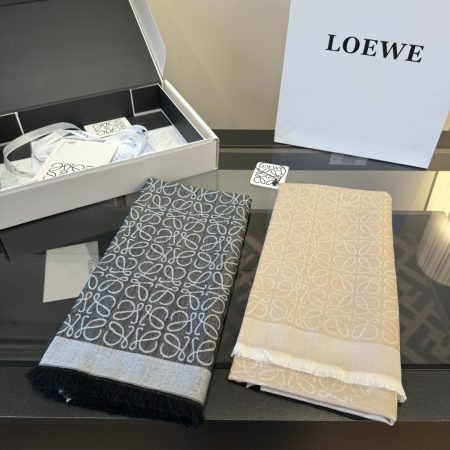 RLW2501 double-sided different color 140x140cm 90% wool 10% cashmere